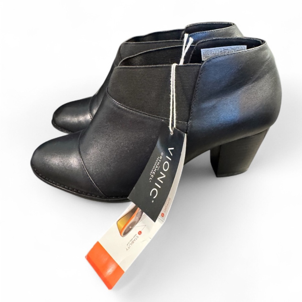 Vionic Elegant Black Ankle Booties